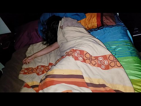 ❤️ ස්ටේප්සන් තම තරුණ සුළු මව නිදා සිටියදී ඇයට බැණ වදියි. ❤ Fucking video අසභ්ය si.pornjimbo.ru ️❤